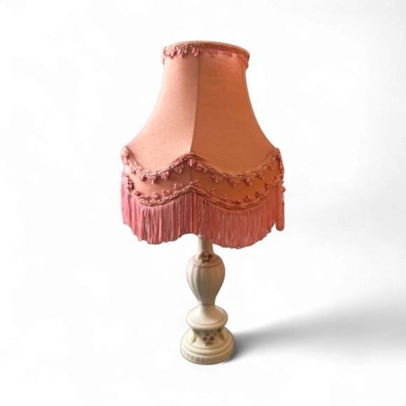 2 Lamps Victorian Mid-Century with Pink Fringe Shades Porcelain Base Flowers - Picture 3 of 16